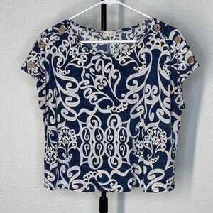 Stylish Navy and White Short Sleeve Top with Button Accents